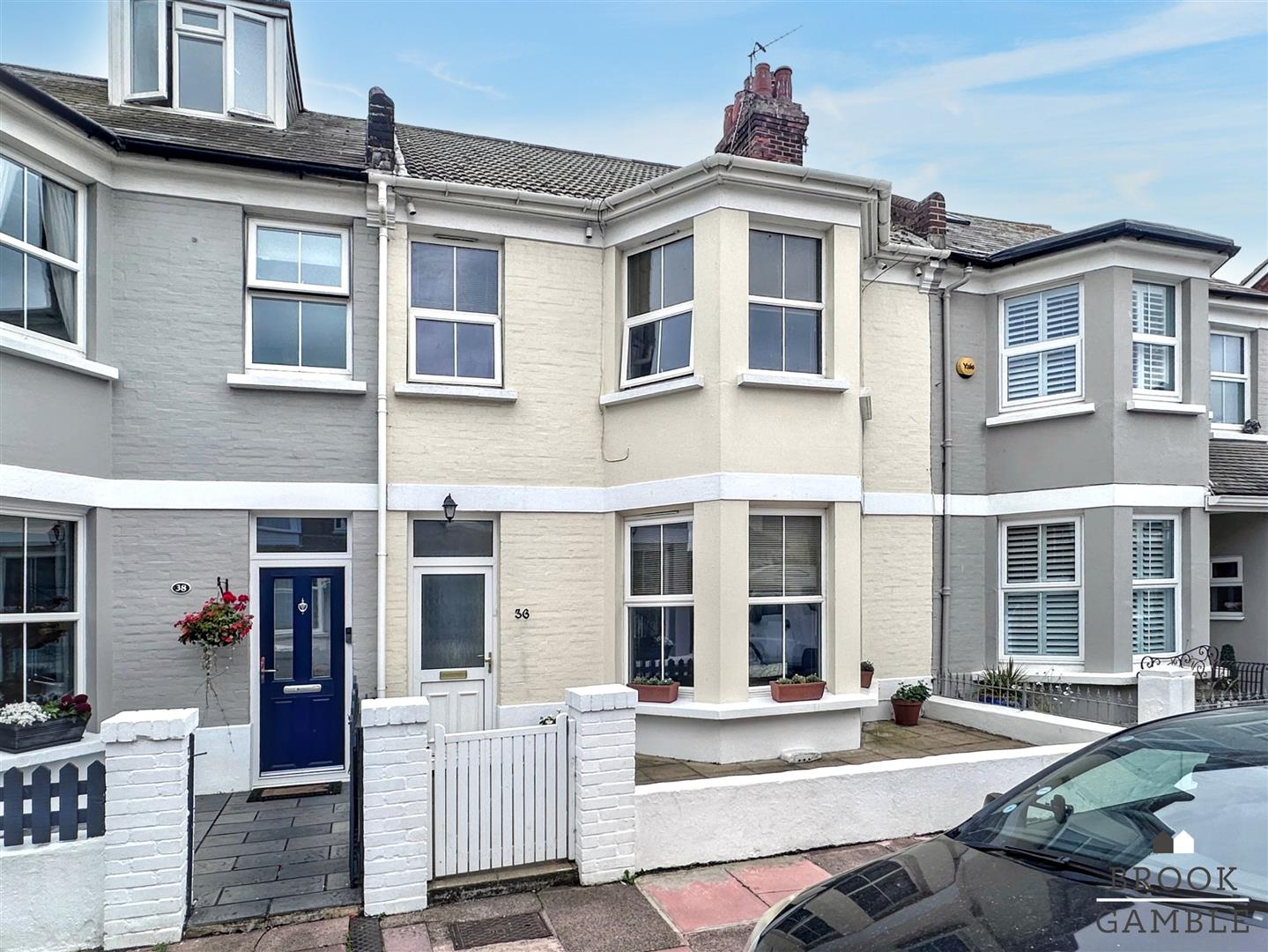 4 Bedroom House - Mid Terrace for Sale: £369,950. Redoubt Road in Eastbourne, East Sussex